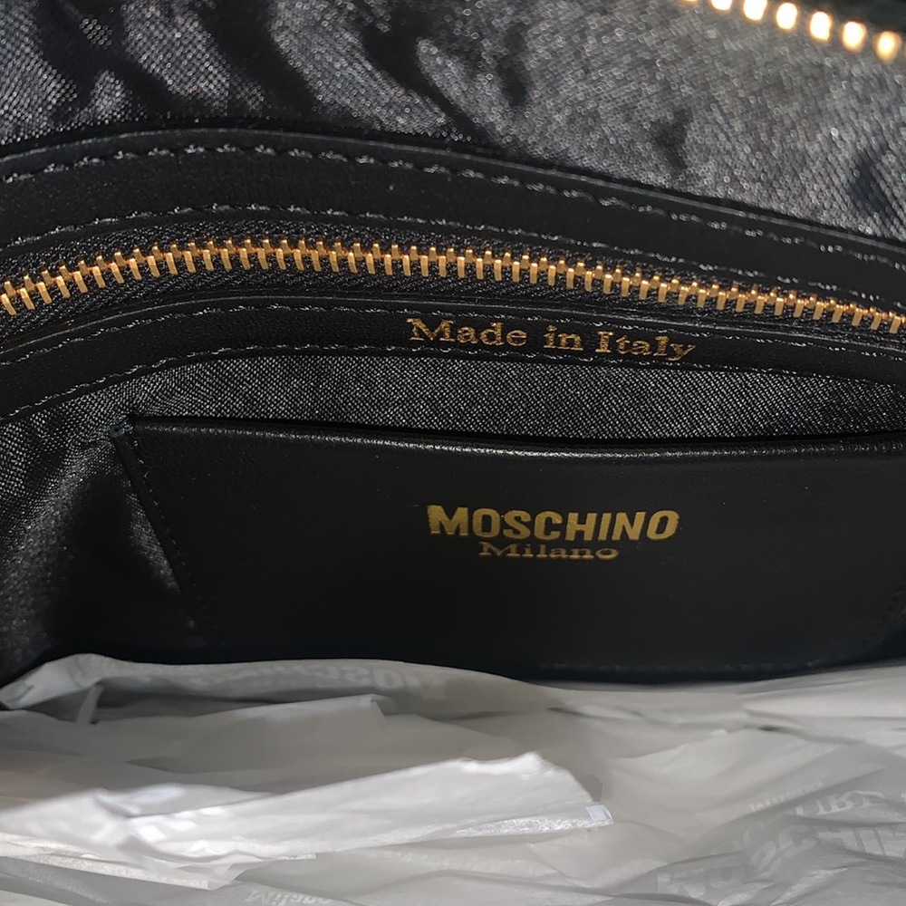 New Moschino QUILTED MONOGRAM CLUTCH LEATHER 11.5”X 8”New with tag made in Italy - Picture 10 of 12